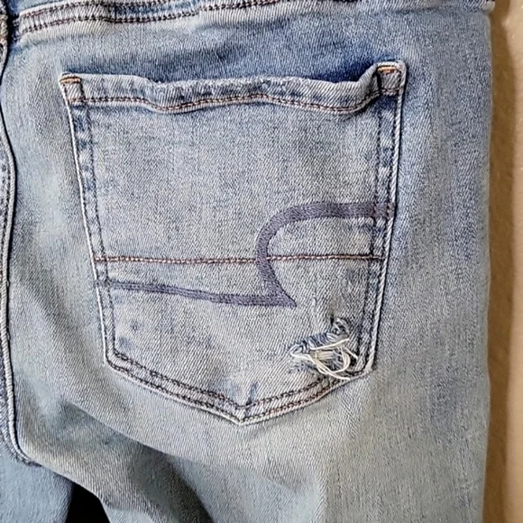 American Eagle Super Stretch Ripped Jeggings - Size 8 - Picture 6 of 10
